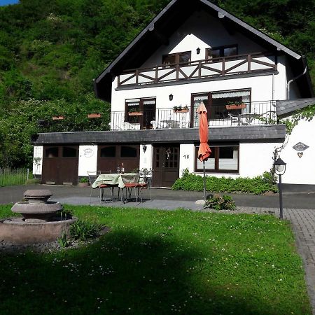 Ferienhaus Jobelius Байлщайн Екстериор снимка