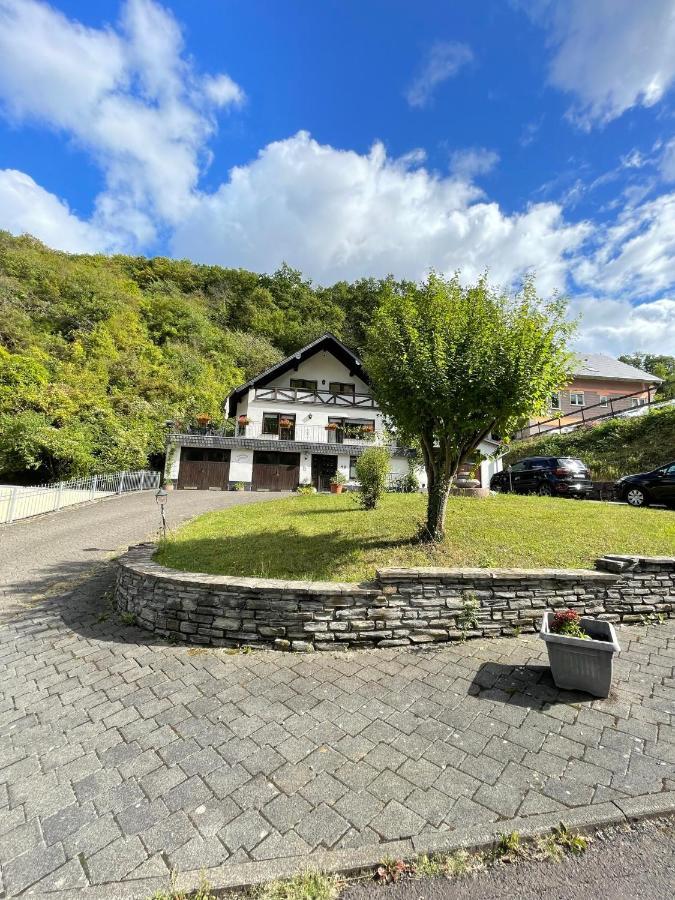 Ferienhaus Jobelius Байлщайн Екстериор снимка