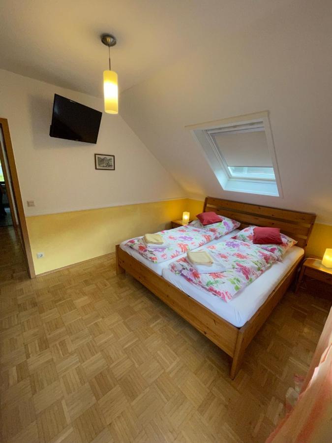 Ferienhaus Jobelius Байлщайн Екстериор снимка